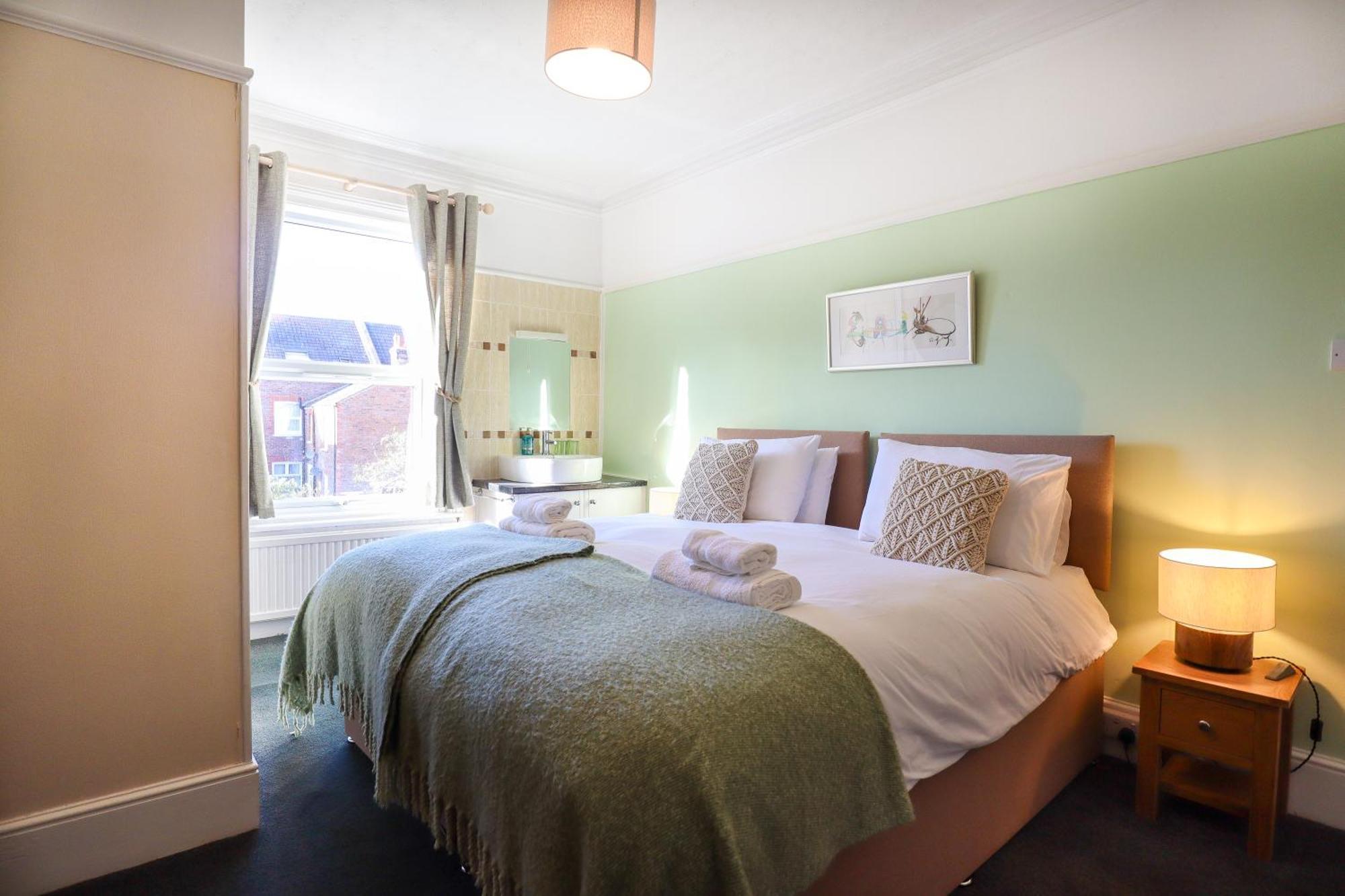 The Albany Rooms Bexhill Экстерьер фото