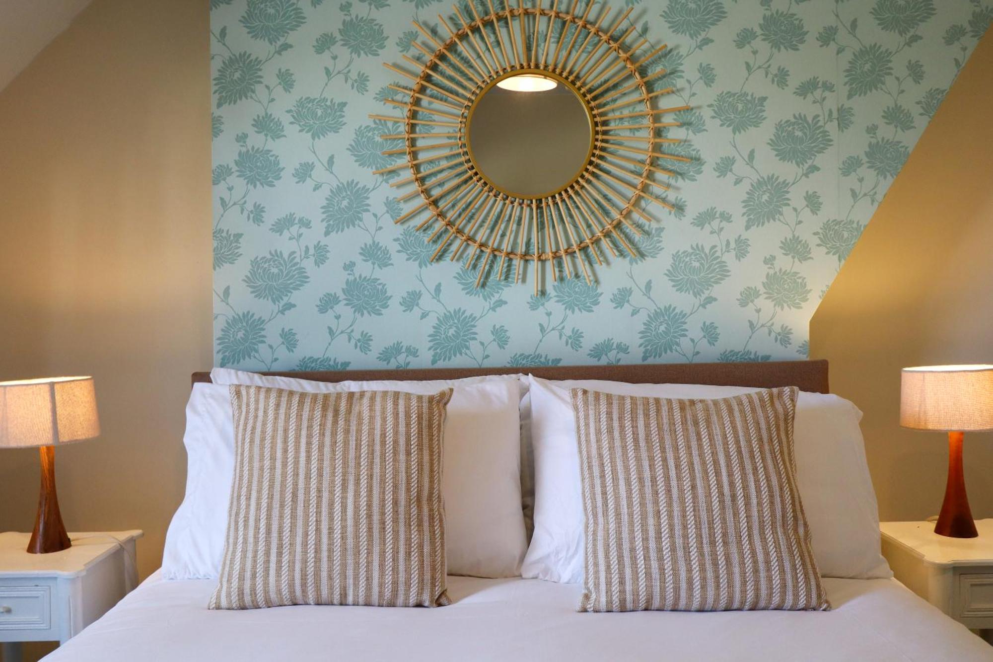 The Albany Rooms Bexhill Экстерьер фото