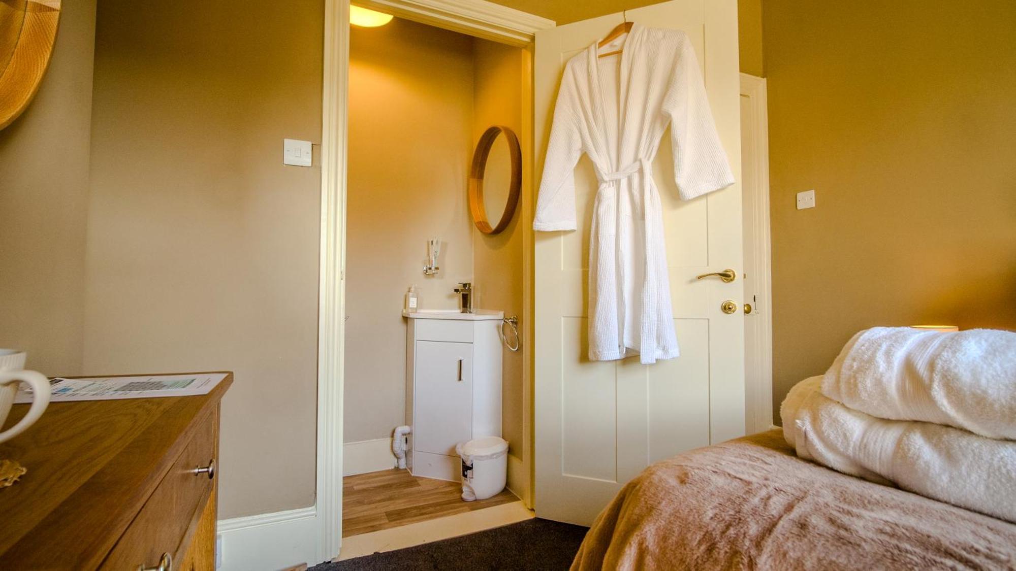 The Albany Rooms Bexhill Экстерьер фото